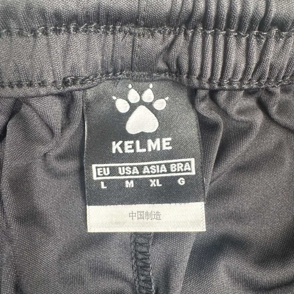 KELME Men M Football Soccer Training Goalie Goalkeeper Padded Shorts - Picture 6 of 7